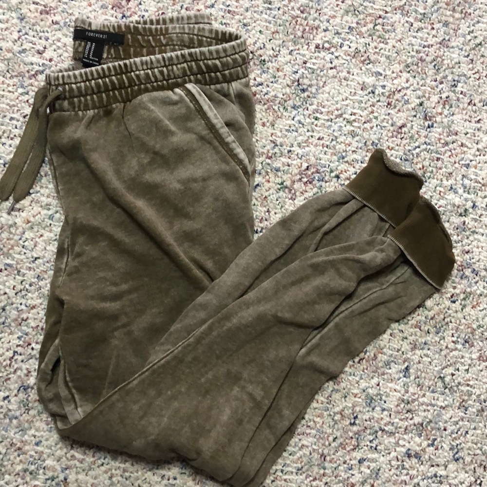 Forever 21 joggers